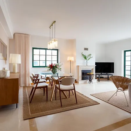 Dream Appartamento Carcavelos (Lisbon)