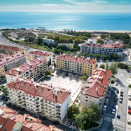 Dream Appartamento Carcavelos (Lisbon)